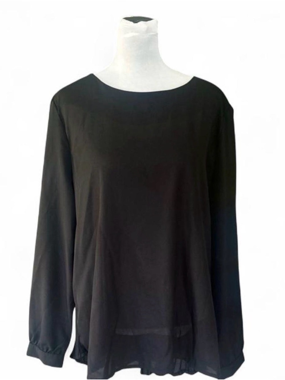 Zanzea Collection black blouse with ruffled sleeves and a flowy silhouette